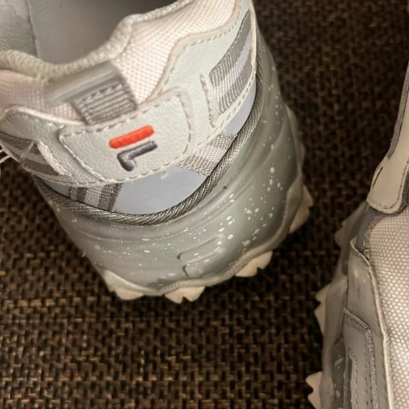 Filas Size 9 Women’s - Picture 4 of 7